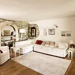 Casa Rustica 1838 * Sovinjak