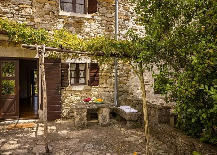 Casa Rustica 1838 Holiday home *