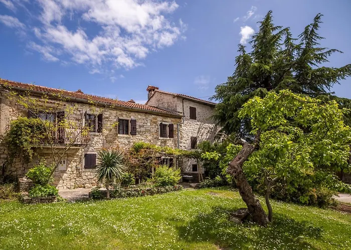 Casa Rustica 1838 Sovinjak